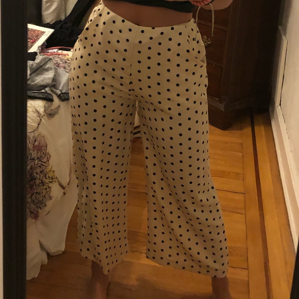 Polka Dot Flowy pants⚪️⚫️
